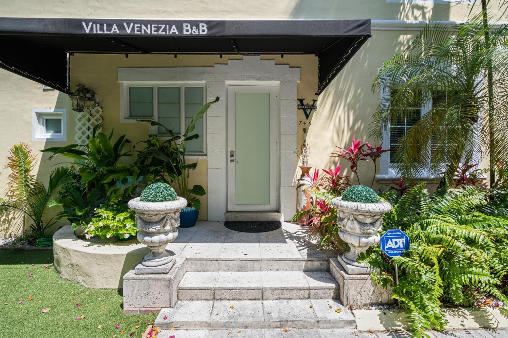 Villa Venezia Full House Up To 12 Guests Miami Beach Extérieur photo
